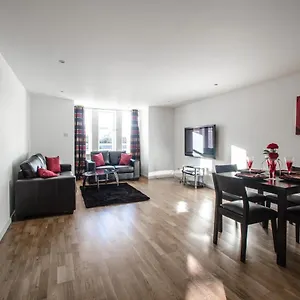 Orange Polmuir Gardens Only 7 Minutes To Centre Apartment Aberdeen